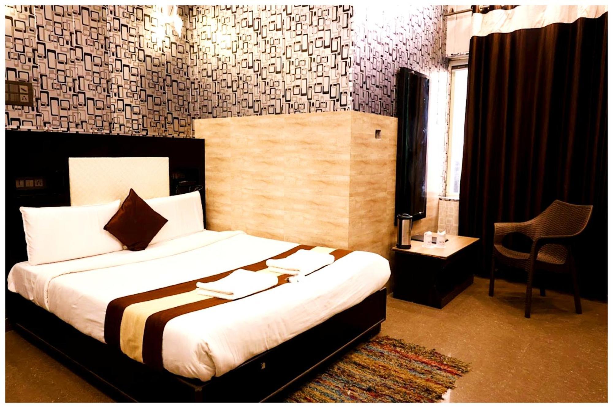 Grg Pardesi Hotel הרידוואר מראה חיצוני תמונה