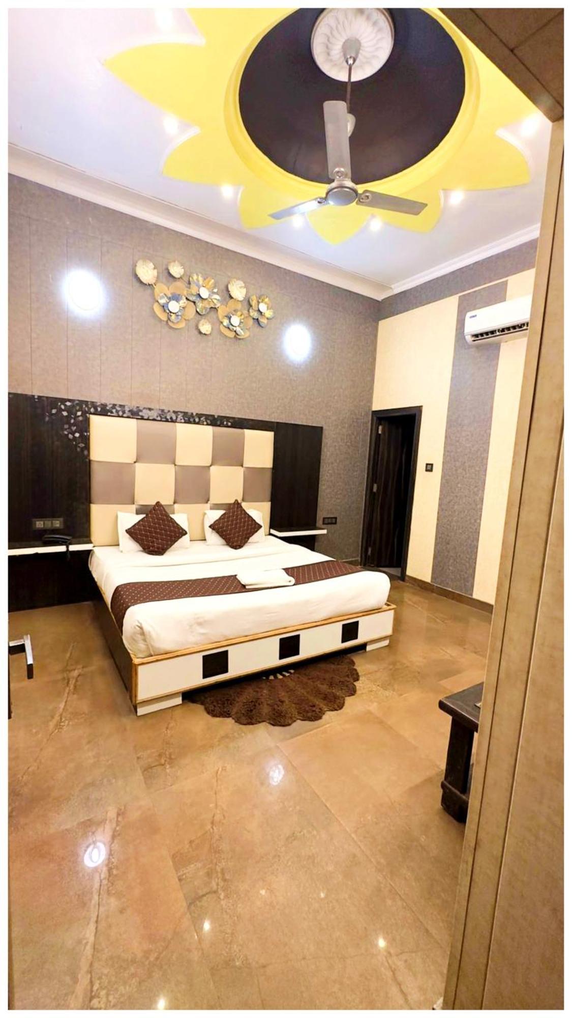 Grg Pardesi Hotel הרידוואר מראה חיצוני תמונה