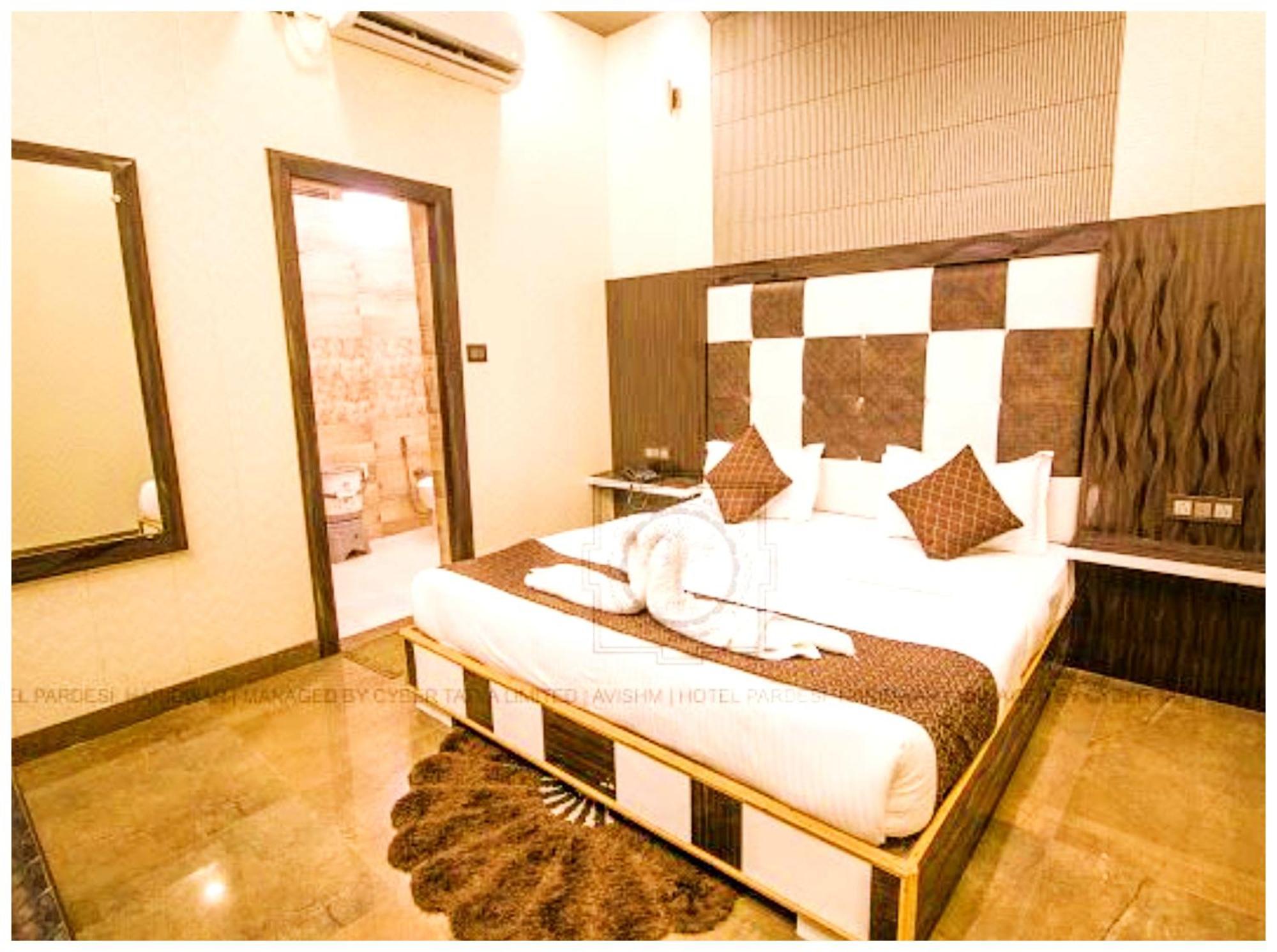 Grg Pardesi Hotel הרידוואר מראה חיצוני תמונה