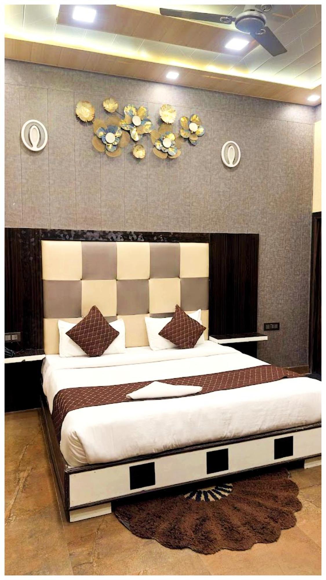 Grg Pardesi Hotel הרידוואר מראה חיצוני תמונה
