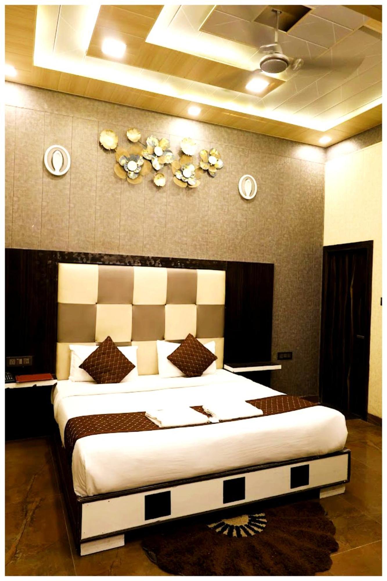 Grg Pardesi Hotel הרידוואר מראה חיצוני תמונה
