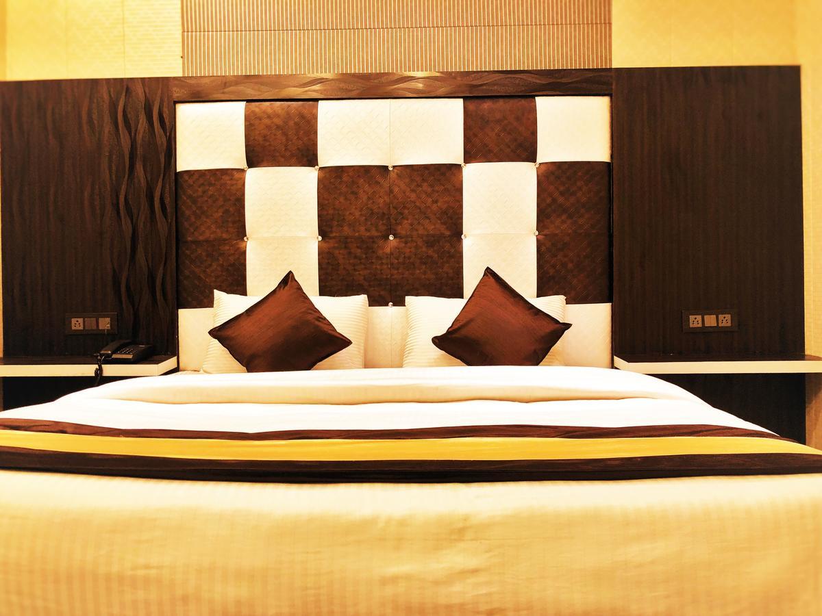 Grg Pardesi Hotel הרידוואר מראה חיצוני תמונה