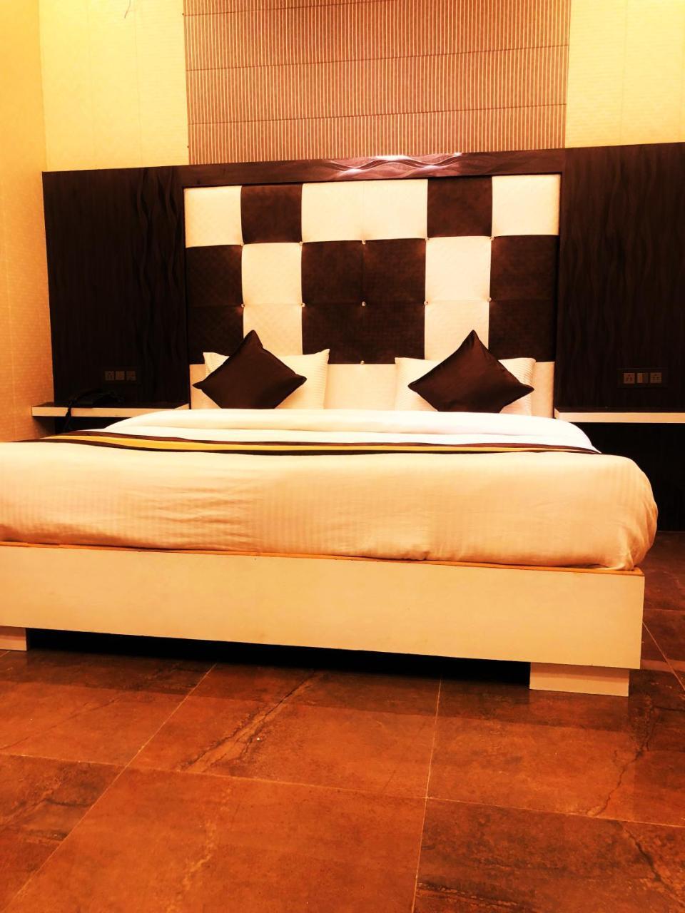Grg Pardesi Hotel הרידוואר מראה חיצוני תמונה